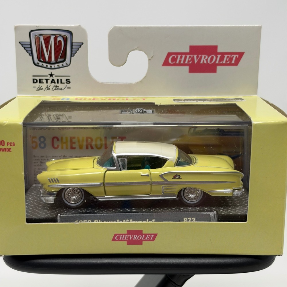 M2 Machines Auto-Thentics 1958 Chevrolet Impala Yellow 1:64 Diecast R73 22-57
